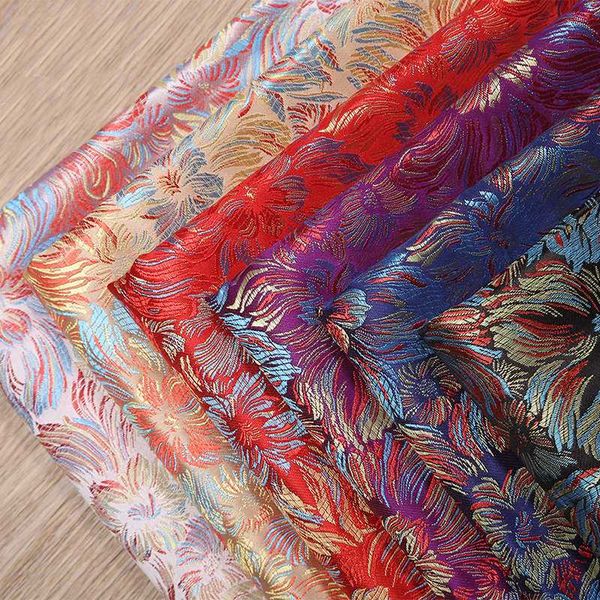 

european style metallic jacquard brocade fabric,3d jacquard fabric, yarn dyed fabric for womens coat dress skirt by meter, Black;white