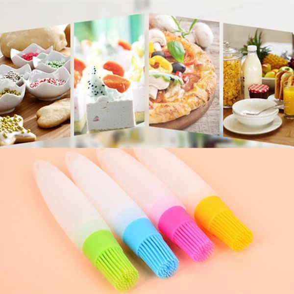

baking tool with oil bottle high temperature resistant oil brush healthy silica gel barbecue kitchen utensils brush ib715