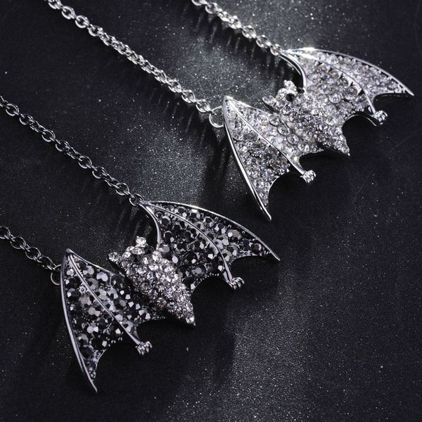

new gothic animal necklace vampire rhinestone pendant shiny bat halloween necklace with black color for gift, Silver