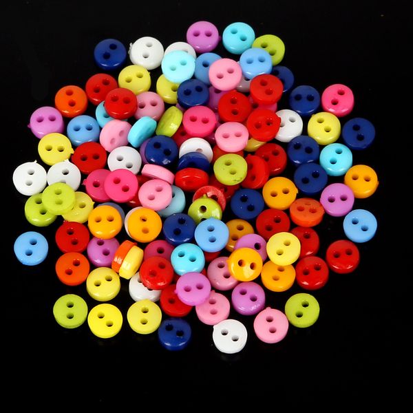 200pcs Mix Lot High Quality Round Resin Button clothes Sewing Scrapbook DIY