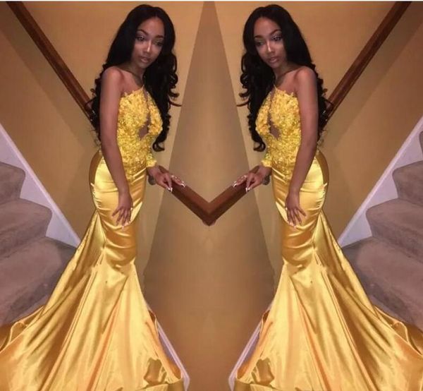 

современные золотисто-желтые платья выпускного вечера русалки 2018 кружева-сквозь шеи аппликация sweep поезд эластичные атласные платья парт, Black;red