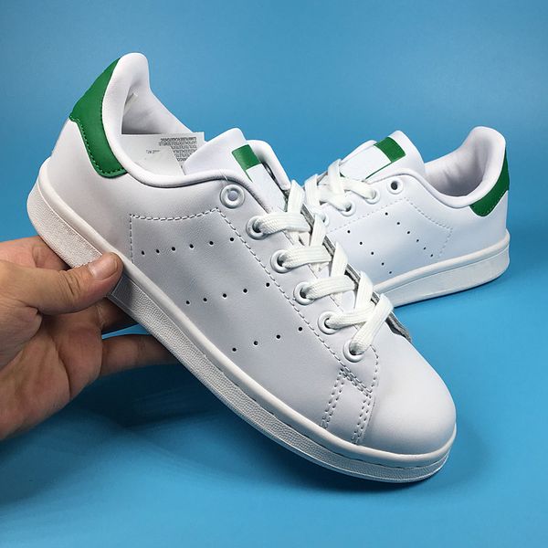 stan smith skateboarding