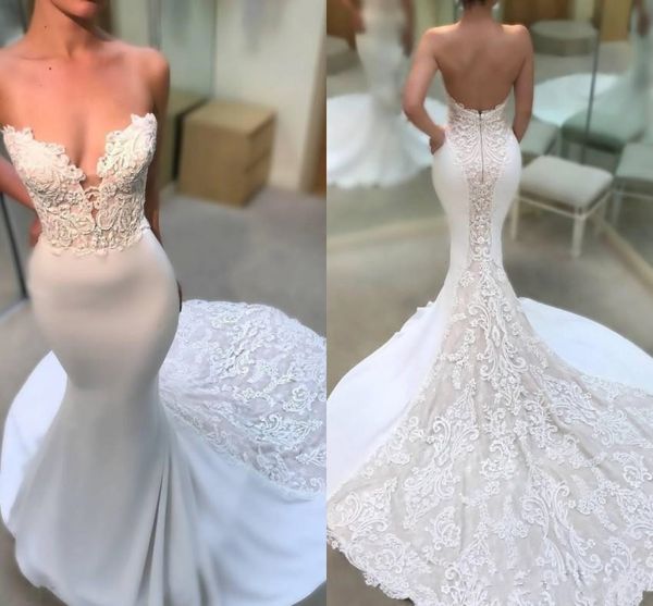 

2018 Satin Sexy Sweetheart Lace Appliques Mermaid Wedding Dresses Sleeveless Backless Fitted Court Train Long Bridal Gowns Custom Made, White