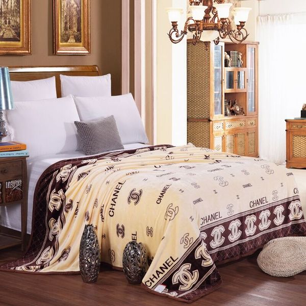 

2019 design high-quality flannel blanket spring and summer fashion tide brand blanket comfort air-conditioned blanket sofa 150 * 200cm