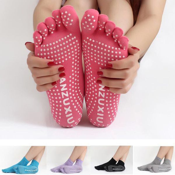 

oloey professional yoga dance socks non-slip toe color cute and comfortable short tube socks, Black