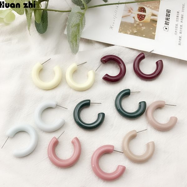 

huanzhi simple colorful resin c shape acrylic geometric round circle curved acetate small stud earrings for women student girl, Golden;silver