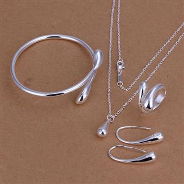

Bracelet & Necklace whiterose199