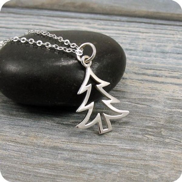 

10pcs simple christmas tree necklace tiny pine tree necklace life family acorn oak tree leaf necklaces cute island plant gifts, Silver