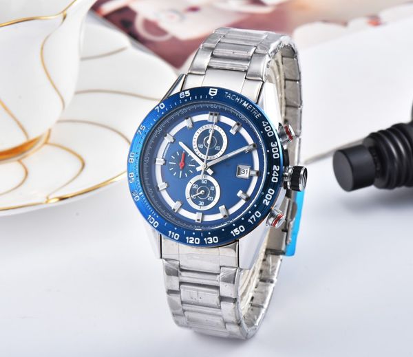 

Mens Luxury AAA Watch GMT Noob Factory Керамическая рамка ETA Movement Quartz Mens Grand Watch Бесплатная доставка