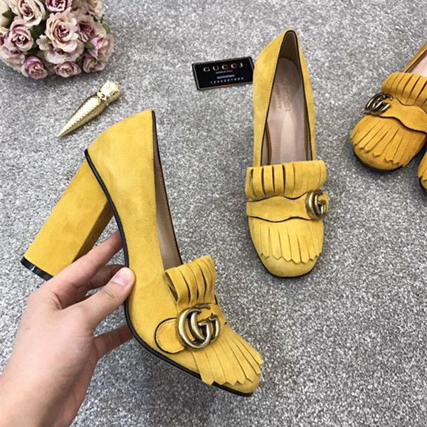 

Роскошный бренд замши на высоком каблуке насосы с G аппаратных деталей на сложить