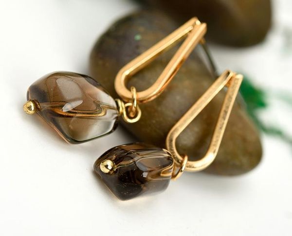 

new in fashion earrings creative zinc alloy natural stone u shape earrings handmade exquisite stone pendant stud women jewelry stud gift