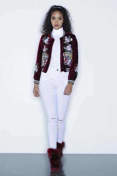 

Autumn Embroidered Velvet Bomber Jacket Women Casual Coat Tiger Rose Outerwear Trendy Winter Jacket Red Black Female Brand