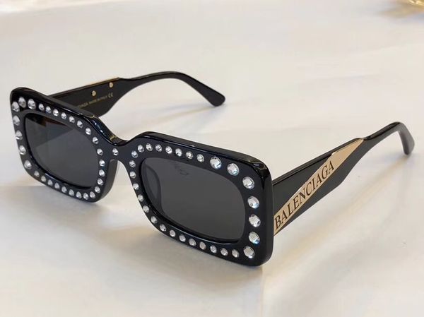 

2018 new fashion brand design ladies oversized cat eye sunglasses women diamond frame sun glasses for female uv400, White;black