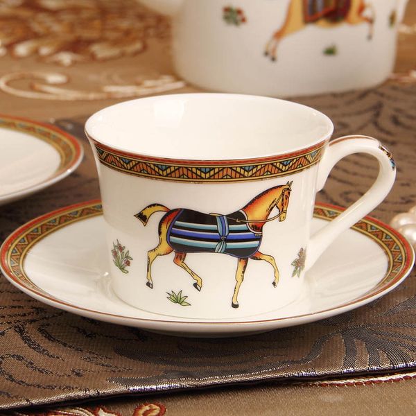 

European tyle porcelain coffee cup bone china coffee et quot h quot mark mo aic de ign outline gold ceramic tea cup and aucer