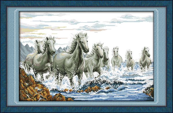 Otto cavalli bianchi che galoppano avanti dipinti di decorazioni, strumenti artigianali a punto croce fatti a mano Ricamo Set di ricamo contato stampa su tela DMC 14CT / 11CT