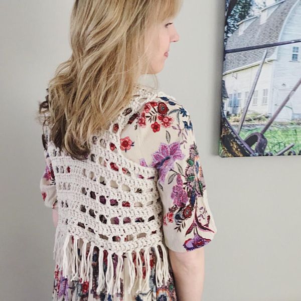 

women's boho vest, rocker vest, crochet, fringe , boho vest, hand crochet gypsy clothing, earthy, 70swomen's & tees, White