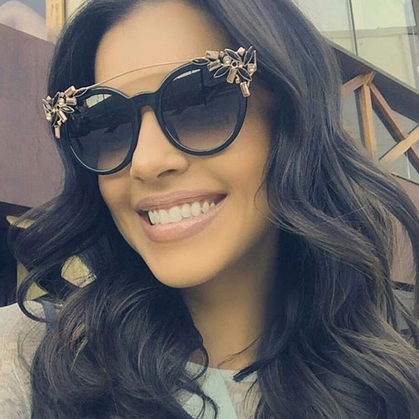 

2018 new luxury sunglasses women cat's eye brand designer sun glasses mirror uv400 fashion females driving high quality, White;black