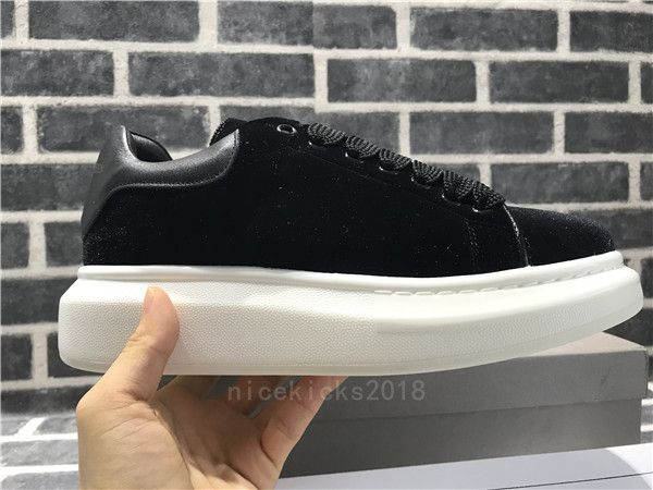 

2018 flash sale mens womens shoes beautiful platform casual sneakers luxury designers shoes leather solid colors dress shoe, Black