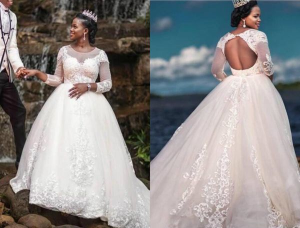 Plus Size Vestidos de casamento Africano Jewel Neck apliques oco Voltar Trem Tribunal Renda vestidos de noiva Contry Estilo manga comprida vestido de casamento
