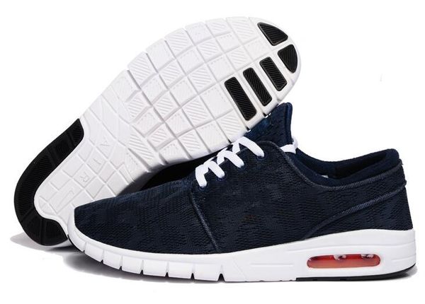 

Sb tefan jano ki men neaker brand me h hoe man walking hoe color ize 40 45 quality