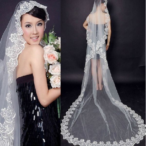 2018 New Style hochwertige schöne Blumen Spitze Hochzeitskleid Schleier über 3M Spitze Brautschleier Ballkleid Schleier