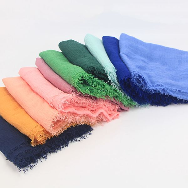 

2019 maxi long plain frayed crepe premium hijab muslim soft oversize women shawls cotton bubble wraps solid and scarf islamic head scar etoo, White;black