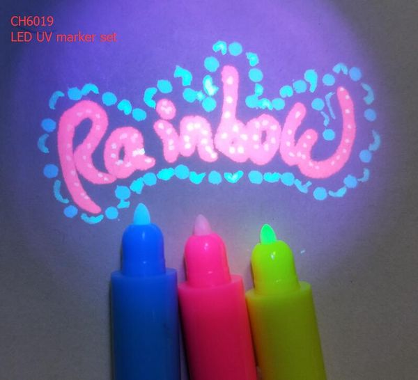 

popular uv art marker - ch-6019,including 3 different uv colored mini invisible ink pen and 1 led torch, Black;red
