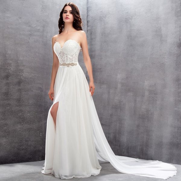 

модные свадебные платья с разрезом на боку. милая шея. сквозь кружевной топ. бисероплетение. шифон, White