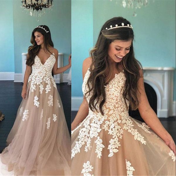

2018 champagne tulle evening dress with white lace applique backless spaghetti strap a-line long prom gowns robe de soiree cheap, Black