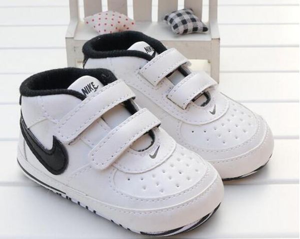 

Детская обувь для новорожденных мальчиков девочек Сердце Звезда Pattern Первые Ходу