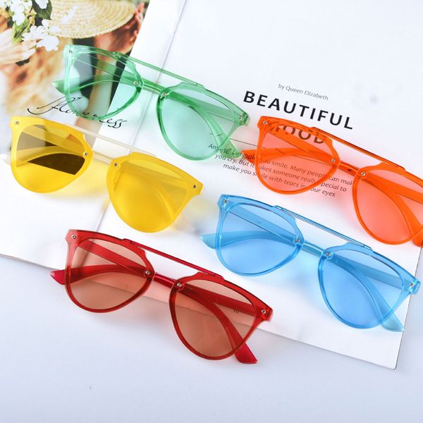 

iboode fashion male female sunglasses outdoor portable candy color shades travel sun glasses gafas de sol uv400, White;black