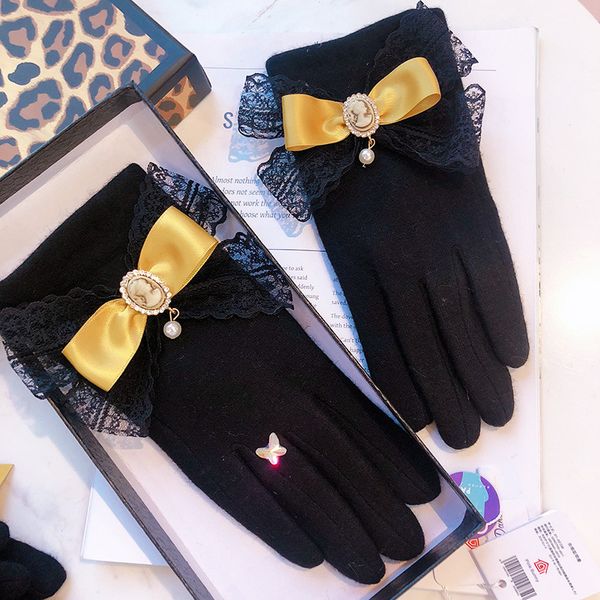 

brand gloves 2018 women winter gloves lace silk butterfly knot wool mittens touch screen warmer black female femme, Blue;gray