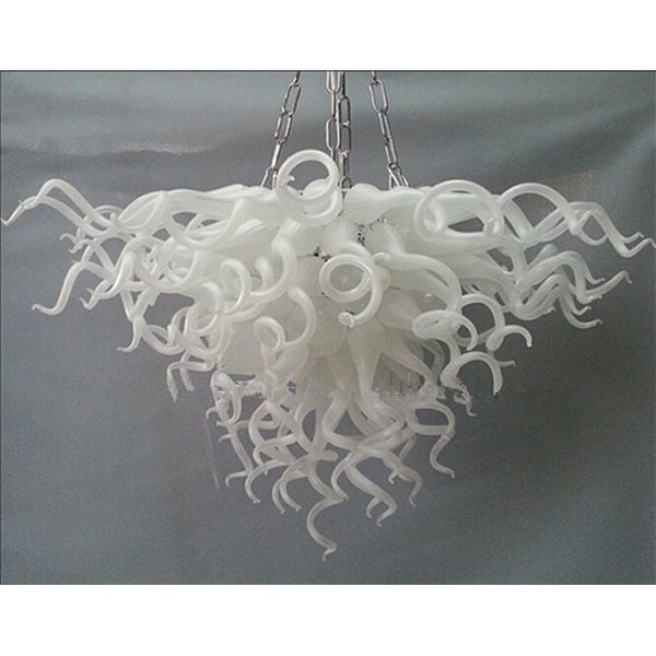 Lâmpada de candelabros modernos brancos puros 120V / 240V Design especial de design de arte de vidro Murano