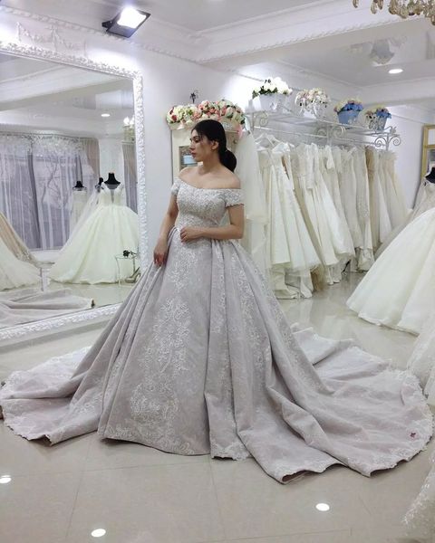 

dubai arabic lace wedding dresses with appliques off shoulder short sleeves chapel train a line wedding bridal gowns, White