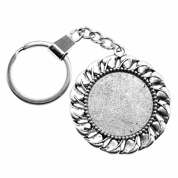 

6 pieces key chain women key rings fashion keychains for men retro small grass inner size 30mm round cabochon cameo base tray bezel blank, Slivery;golden