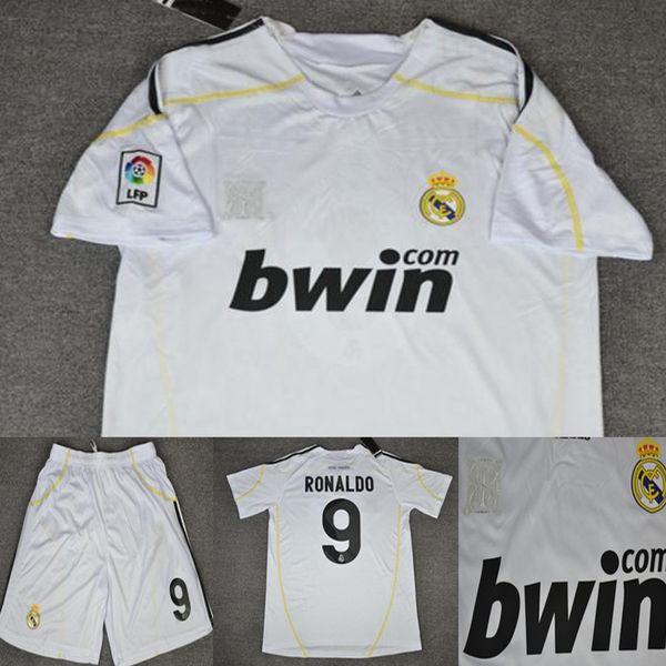 

09 10 Real Madrid Cristiano Ronaldo Retro Soccer Jersey Sergio Ramos v.Nistelrooy Kaka Guti.HAZ 2010 Vintage Maillot Camiseta de Futbol