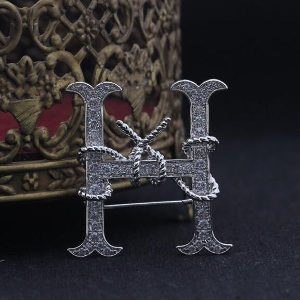 

Pinos, Pregadeiras qingzhoudanyue