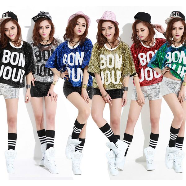 

ds hip-hop sequels acting as a student group performing dance costumes of contemporary dance and youth sequins, Black;red