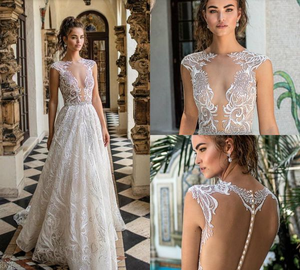 Berta 2019 Vestidos de Casamento Boho Uma Linha de Renda Applique Cap Manga Sheer Jewel Pescoço Trem da Varredura País Vestidos de Casamento Frisado Sexy Vestido De Noiva