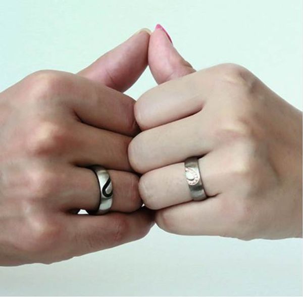 

vonx 1pair his & hers love heart wedding promise rings set stainless steel couples engagement bands for men and woman, Silver