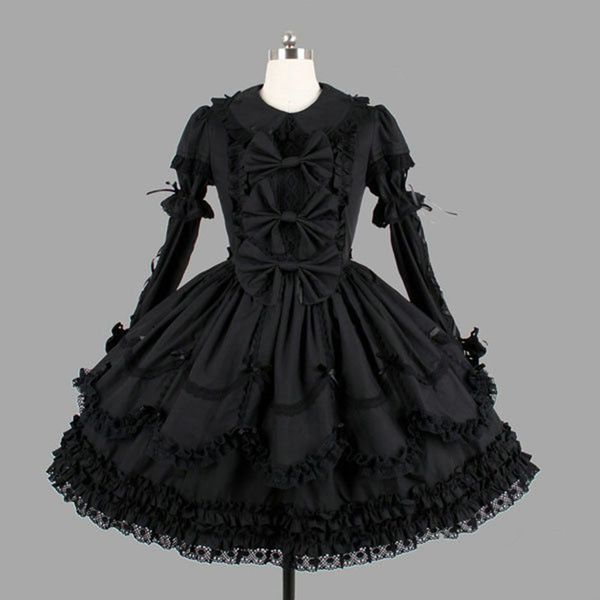 Themenkostüm Maßgeschneidertes klassisches schwarzes Baumwoll-Lolita-Kleid mit langen Ärmeln und abnehmbarem mehrlagigem Cosplay-Kostüm für Mädchen