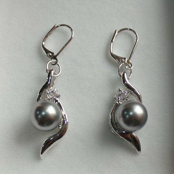

2014 beautiful 10mm silver shell pearl earring, Golden;silver