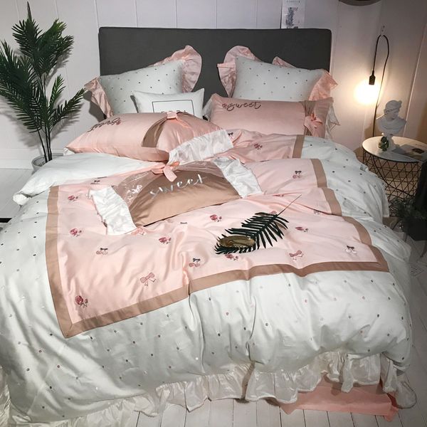 

luxury princess 100s egyptian cotton pink embroidery bedding sets  king wedding duvet cover bed sheet set pillowcases 4/6pc