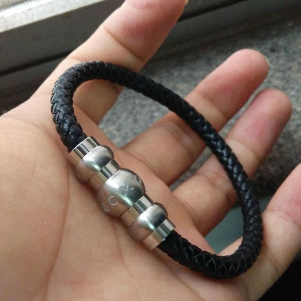 

Мода Марка титана стали браслеты кожаный плетеный Мужские браслеты Strand