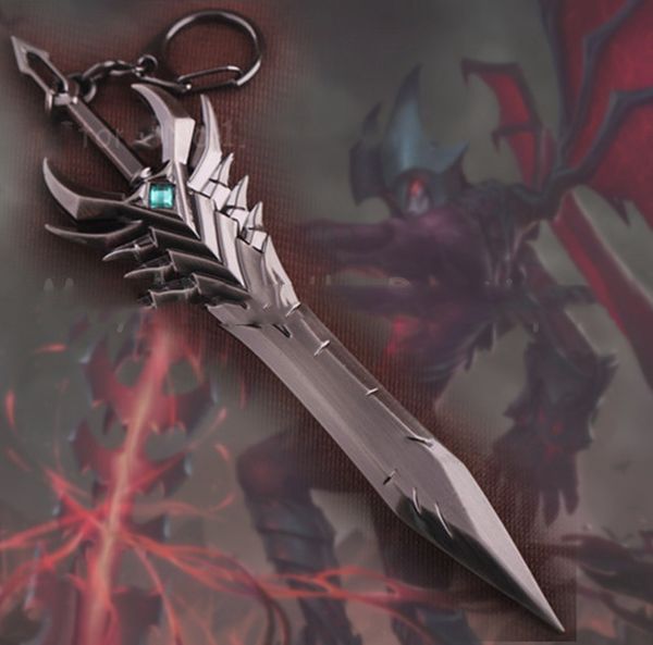 

[lol] sword of justicar aatrox weapon zinc alloy keychain the darkin blade game jewelry collection key ring super cool gift 16cm, Silver