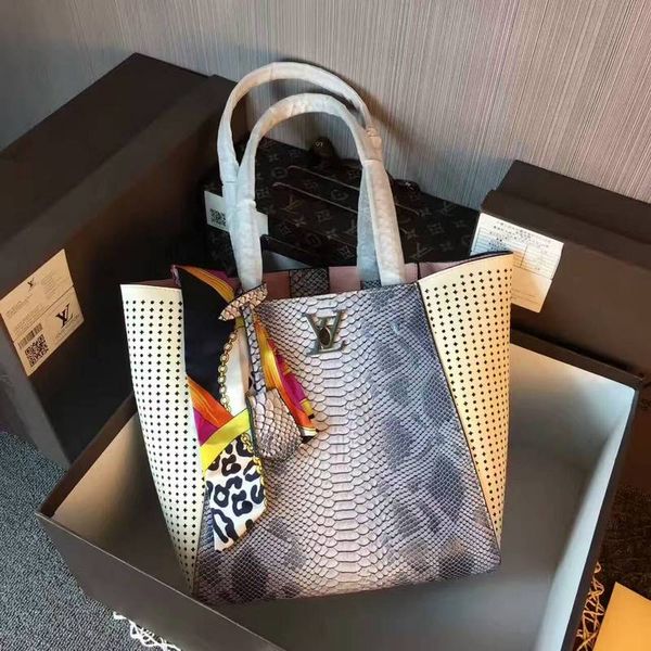 

2019 m42292 carf real calf kin gray white fa hion houlder bag hopping bag hobo handbag handle bo ton cro body me enger houlder