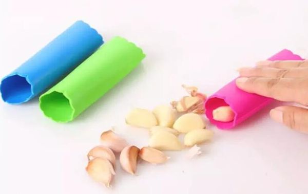 

3 color household magic silicone garlic peeler peel easy useful kitchen gadgets cooking tool random color opp bag package 60pcs