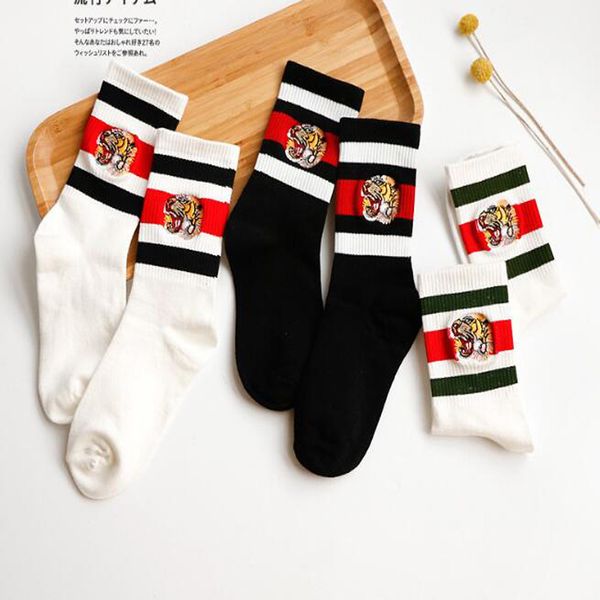 

Tiger embroideried ock fa hion brand breathable port ock men ca ual ock for outdoor athletic tocking