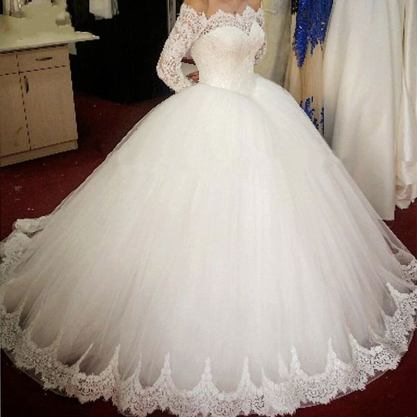 Abiti da sposa in tulle soffice a maniche lunghe 2018 Abito da sposa con perline in pizzo di nuova moda Abito da sposa su misura Plus Size