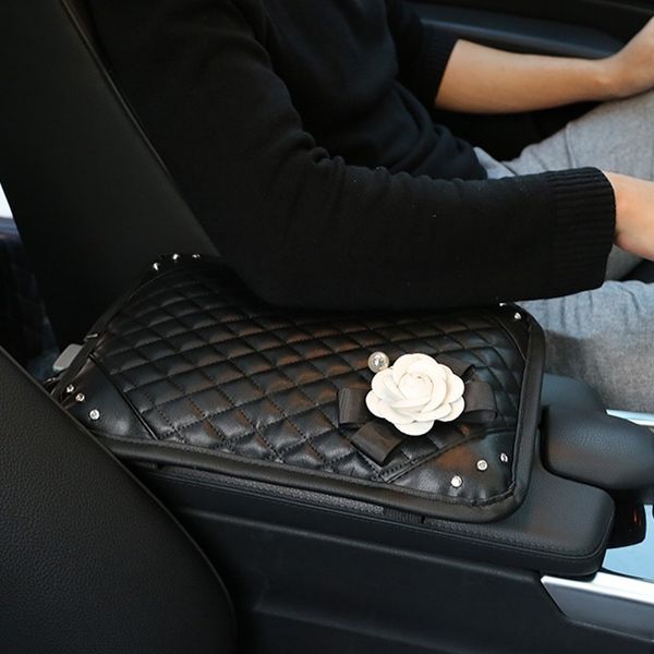 

CARSHAPING BlingBling Car Interior Products, Diamond, Camellia, Lady Car, Decorative Armrest Box, Hand-held Case Car Accessories